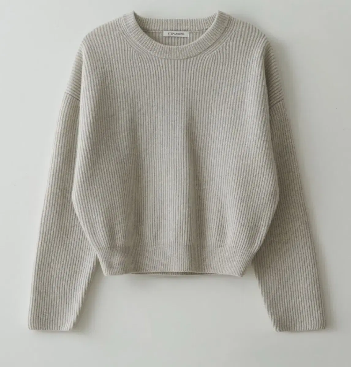 [스텝어라운드/니트] Cashmere drop round knit